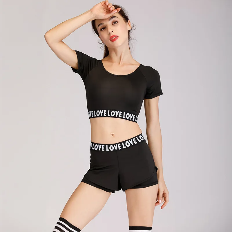 Women's Yoga Set Fashion Breathable Short Fitness 2 Piece Sportswear Fitness Wear Summer Outdoor Running Yoga Set Black Letters