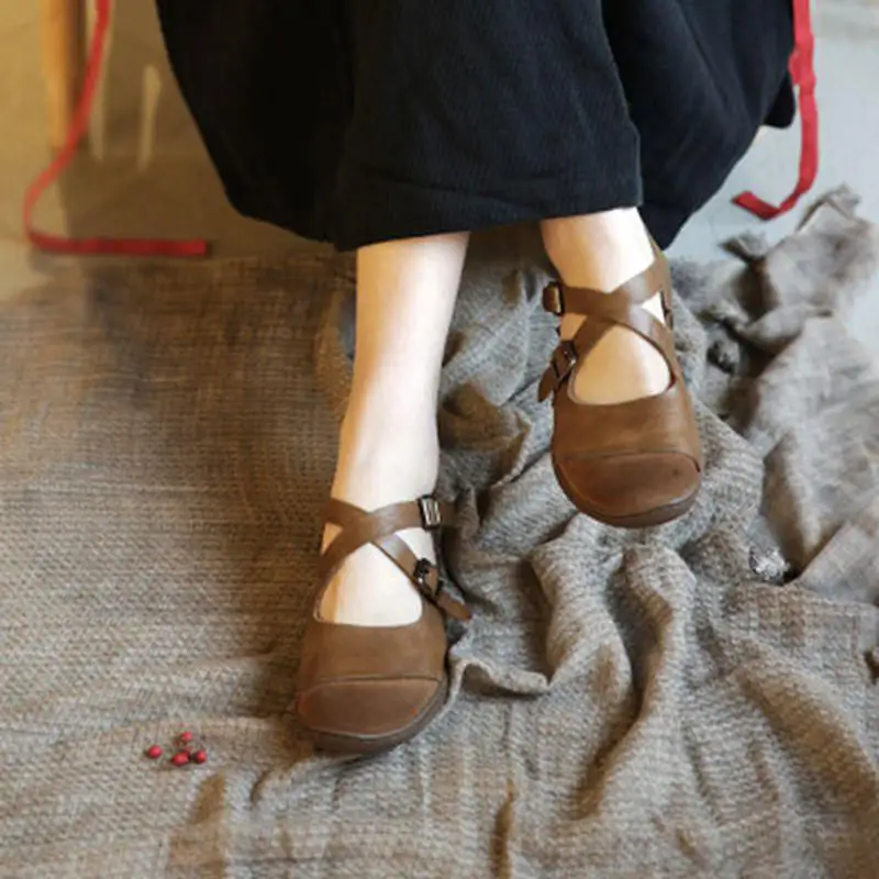 

2018 new women's shoes Mori women's shoes retro Asakuchi round head handmade soft Genuine Leather Literature and art flat shoes.