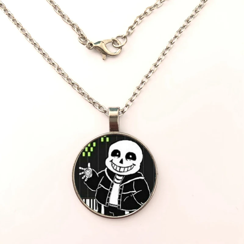 

Gaming Handmade Men Fashion Necklace Skull Pendant