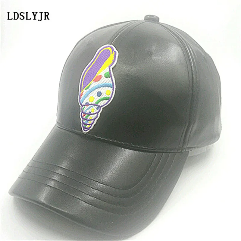 

LDSLYJR 2017 leather Color snail embroidery Adjustable Baseball cap snapback cap hats for men and women 817