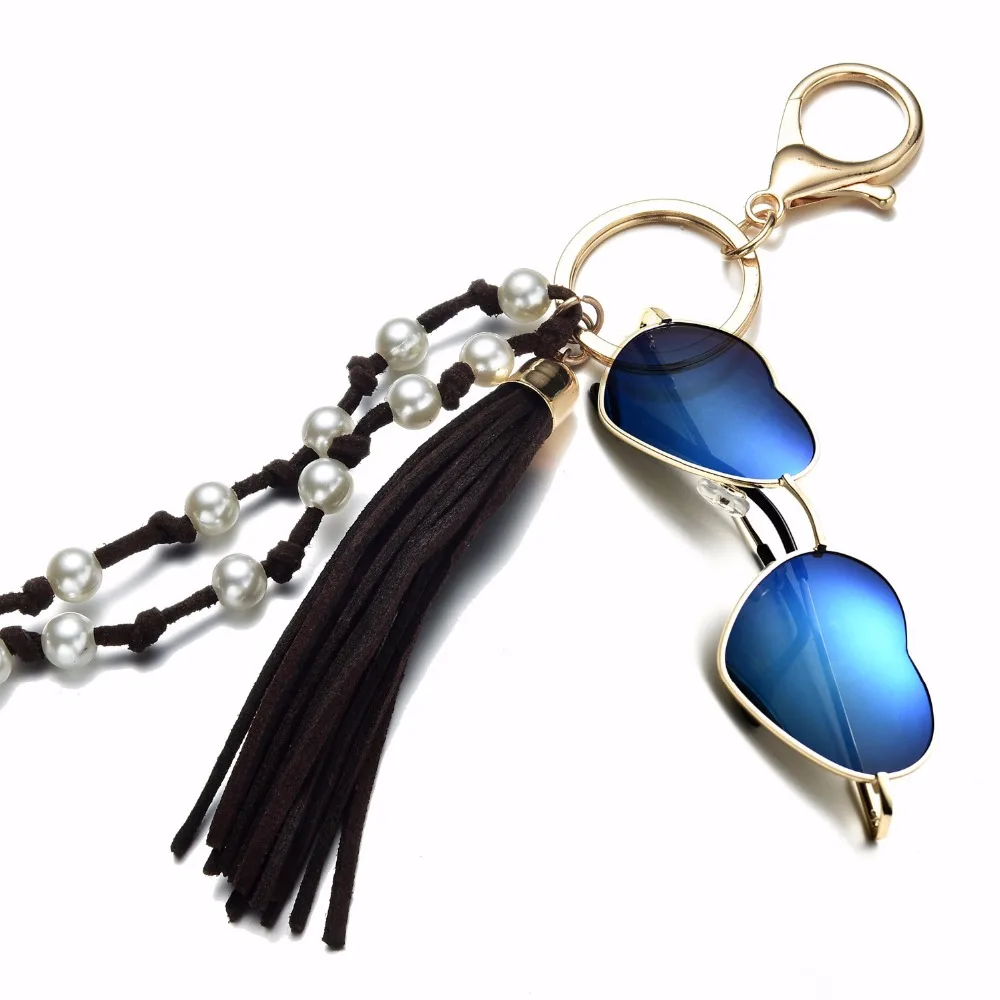 

Onnea New Fashion Sunglasses Holder Necklace for Women Girls Keychain shape charms Simulated Pearl Bead Multifunction Necklaces
