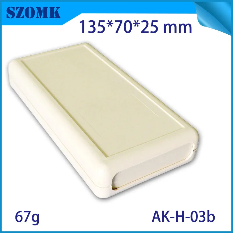 4 pieces, 135*70*25mm plastic electronics handheld box