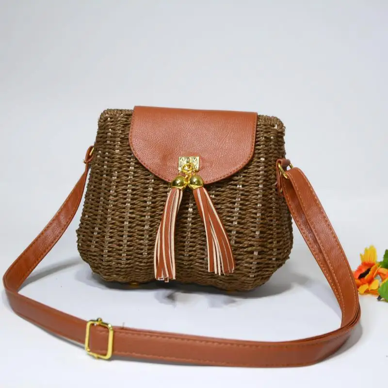 

2018 Bohemian Rattan Straw Bags Crossbody Bag for Women Small Beach Handbags Summer Vintage Rattan Bag Handmade Kintted Flap