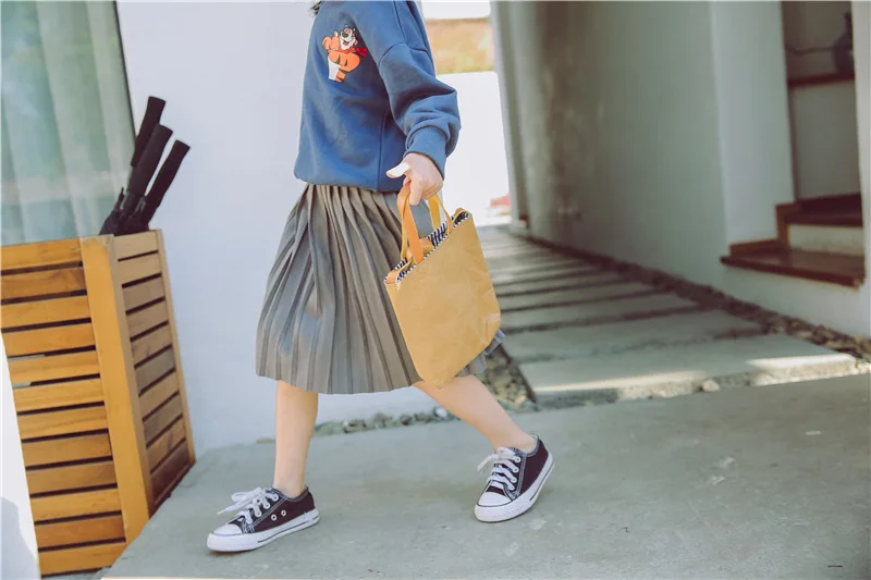 Hot sale New Fashion 2018 autumnCute Velvet Child Skirt Kids Pleated Skirt Smooth Skirt Toddlers Children Baby Girls Skirts (2)