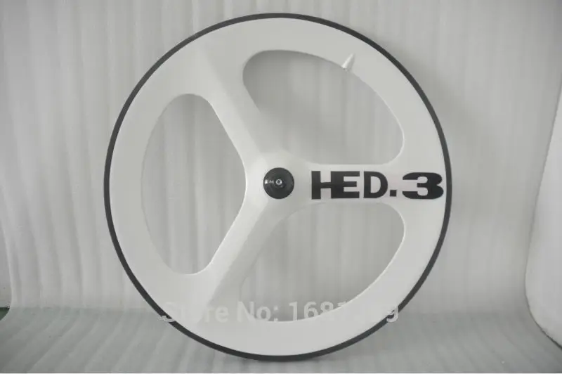 white road bike wheels