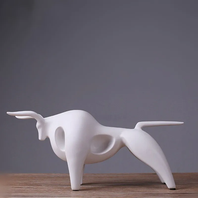 

2018 Direct Selling Rushed Mrzot Modern Abstract Fortune Cow Statue Resin Ornaments Home Decoration Accessories Gift Sculpture