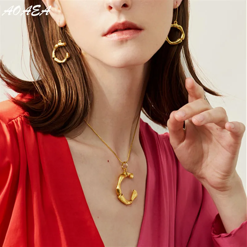 

Gold Metal Initial Letter Drop Earrings Female Bohemian Big Fashion Earrings For Women Party Brincos Statement Fringe Earring