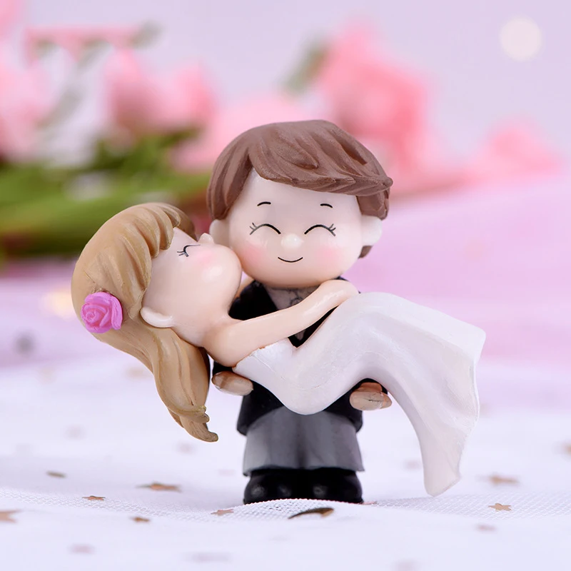 

ZOCDOU 2 Pieces Cute Marriage Couple Doll Sweet Bride Groom Wedding Gift Ornament Small Statue Figurine Crafts Home Decoration