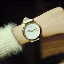 Dames de mode Montre-Bracelet Femmes Casual Horloge Femme Montre À Quartz Simple Rétro Quartz-montre Montre Femme Relogio Feminino OP001