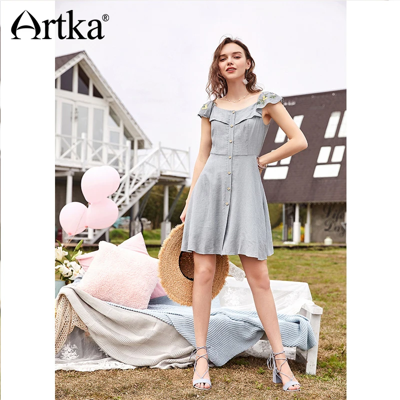Женское платье с оборками ARTKA однотонное короткими рукавами и воротником