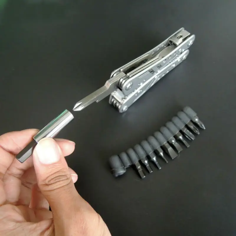Multifunction-Pliers-with-Screwdriver-kit-Pocket-Multi-Hand-Tools-Hunting-Portable-Outdoor-Crimping-Survival-Knife-Cutting (4)