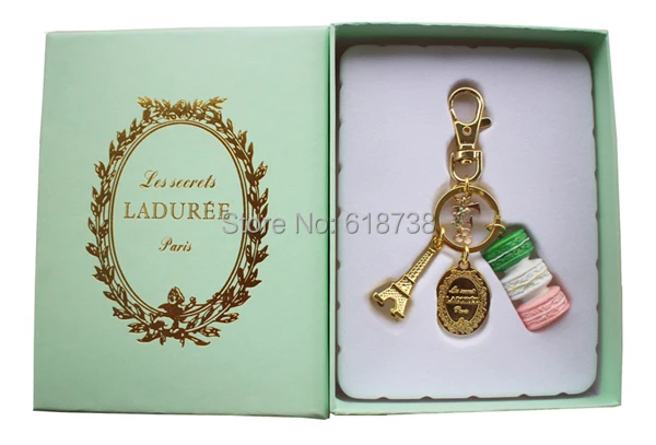 2015 New Macaroon keychain with F letter-gift box.jpg