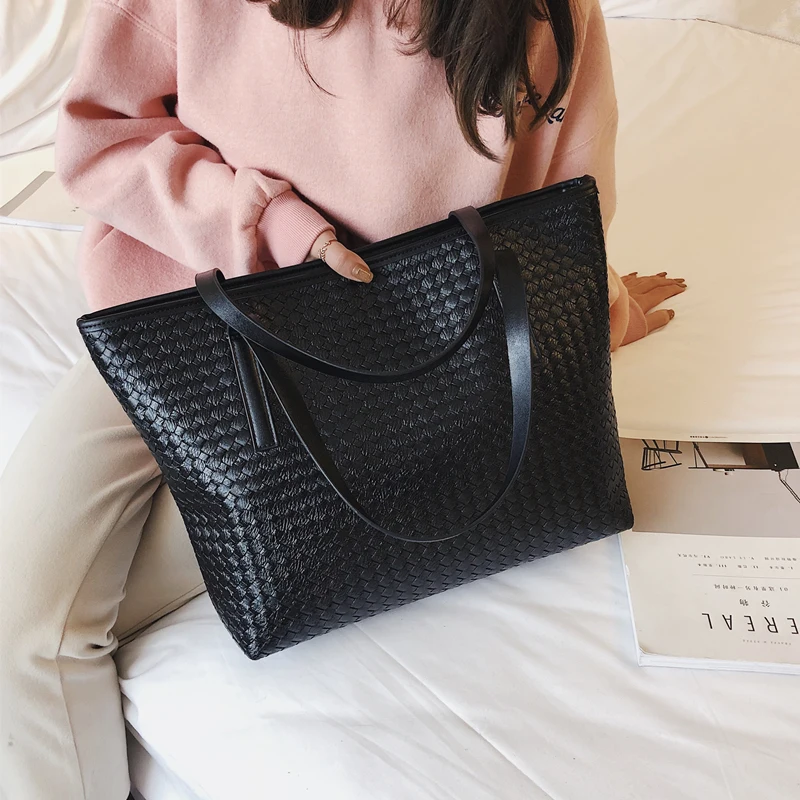 

New 2019 Large Capacity Women luxury brand Designer Bags Handbags Shoulder Bag Female Casual Tote Women Messenger Bag Sac A Main