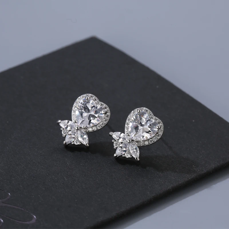 

FYM New Hot Fashion Womens 4 Colors Earrings Round Stud Earring for Women Woman Cubic Zirconia Party Jewelry Wholesale