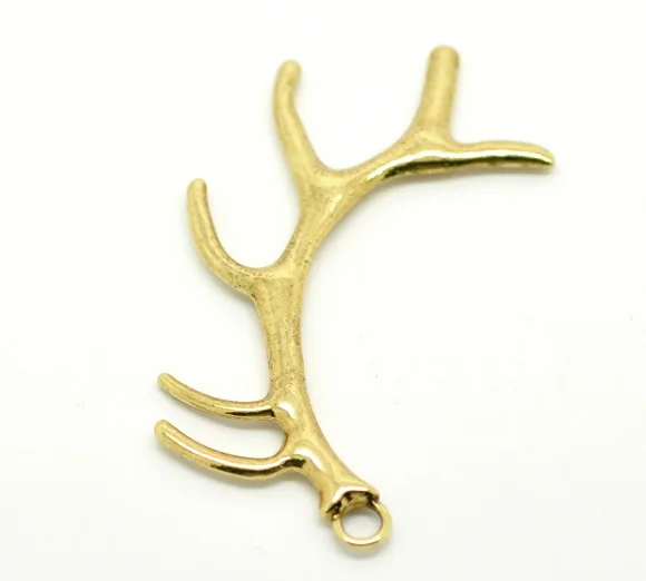

Zinc metal alloy Charm Pendants Antlers Gold Tone 6.8cm(2 5/8") x 3.3cm(1 2/8"), 1 Pc