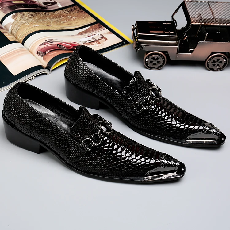 Choudory/Мужские модельные туфли; коллекция года; туфли из крокодиловой кожи на плоской подошве; элегантные мужские черные туфли-оксфорды из лакированной кожи; мужские лоферы