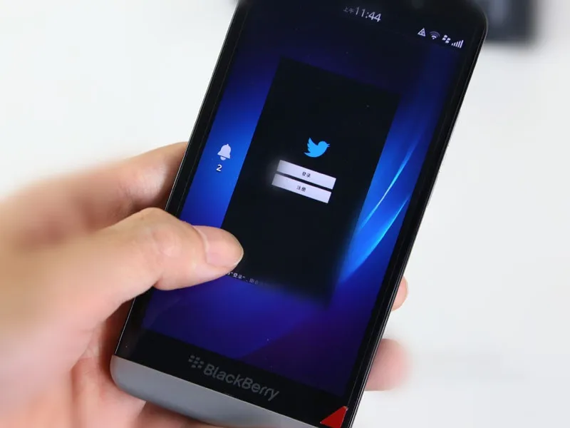 Original Unlocked Blackberry Z30 5.0 Inch 16GB ROM 2GB RAM WCDMA 3G 8MP Dual Core Bluetooth WIFI Smartphone second hand iphone