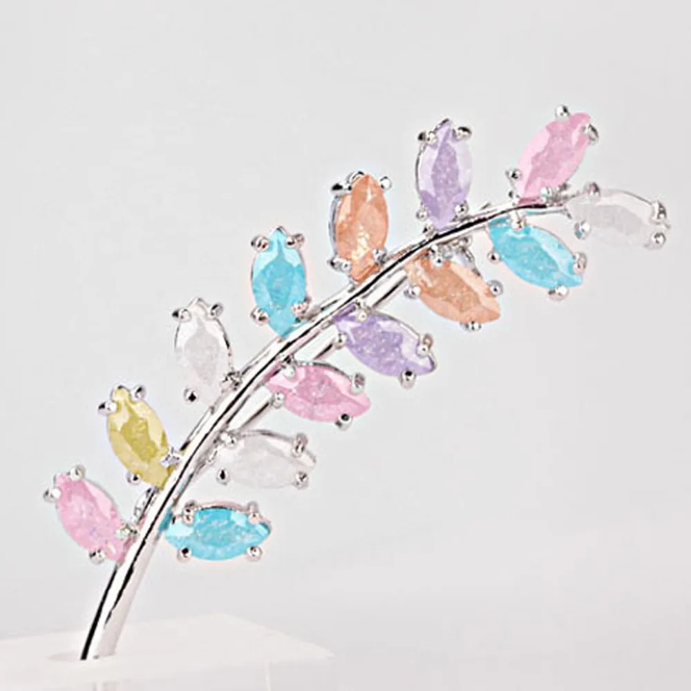 LUOTEEMI Elegant Ice Zircon Stone Crystal Brooch Pins Leaf Shape White Gold-Color High Quality Women Weddding Brooch Jewelry
