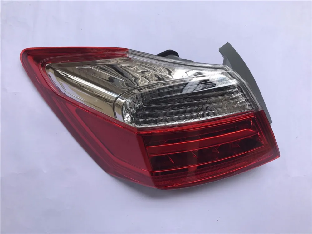 

1Pcs Left Side outside rear taillight Tail Light Assembly w/o Bulbs For Honda Accord 2013-2015
