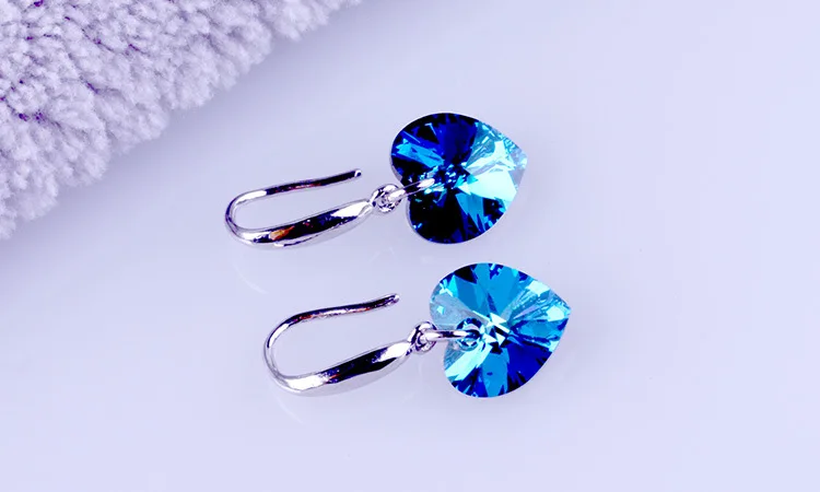 1890438657_248682925