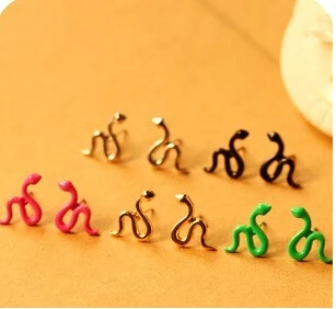 

Personalized European Style Punk Multicolor Snake Glazed Stud Earrings E2693