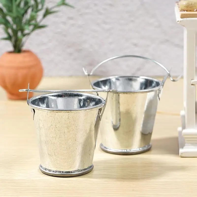 

2Pcs/set Bucket Iron Simulation Iron Barrel Home Tin Bucket Outdoor Bucket Diy Home Decoration Doll accessories Simulation Model
