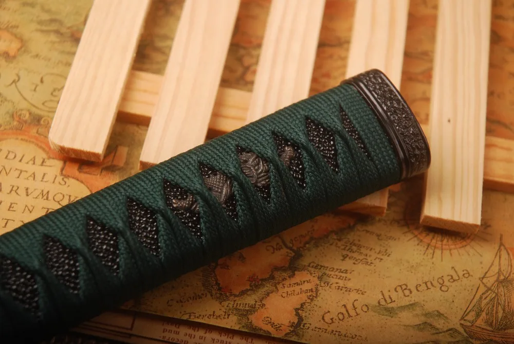 Специальный японский самурайский Катана ручка Tsuka нежный меч фитинг темно-зеленый шелк Ito& Черный Rayskin& сплав Fuchi Kashira