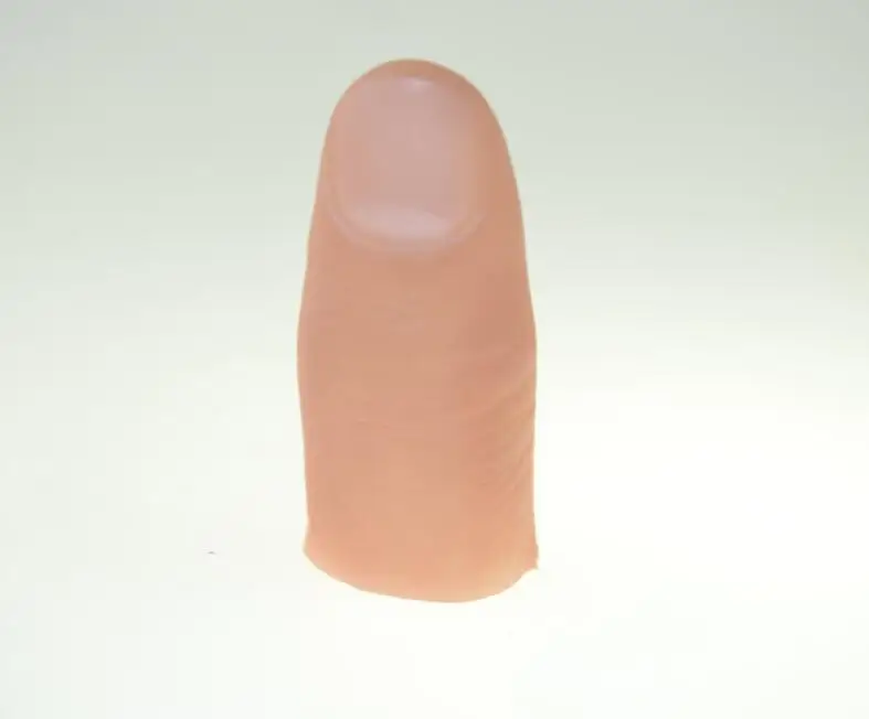 fake thumb 4