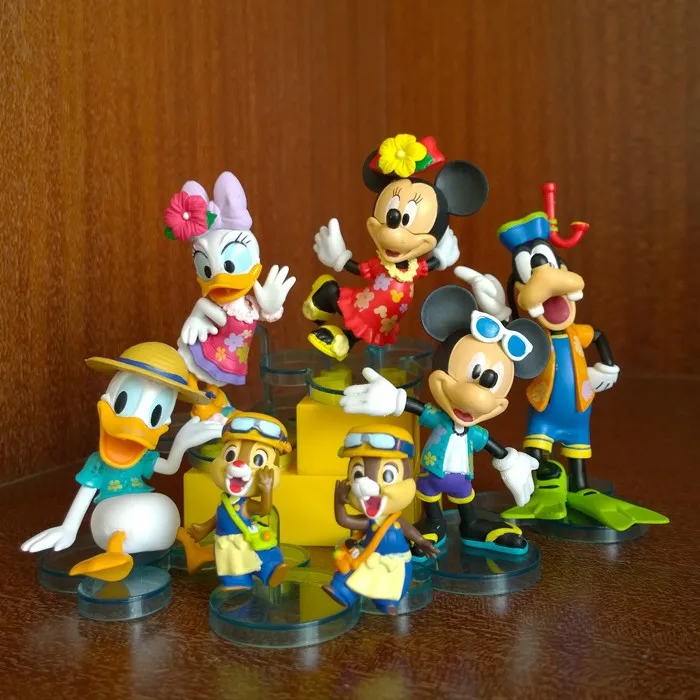 

Magic Castle My Happy Life World Collectable Figures Mickey Mouse Summer Style