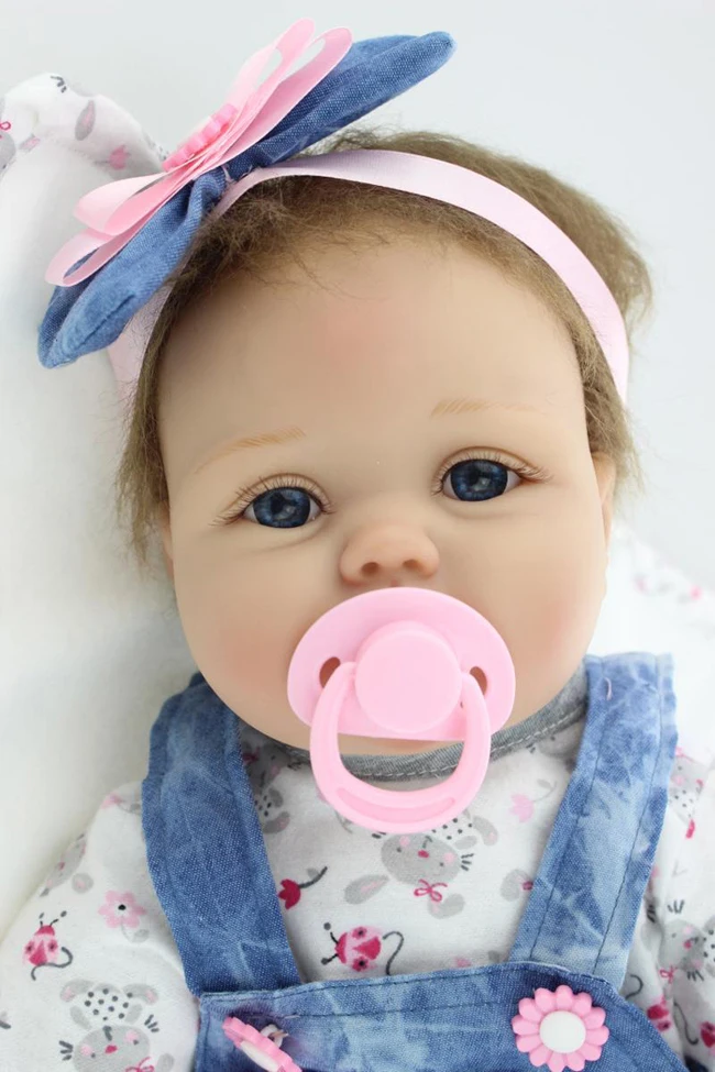 55cm 22 Inch Babies Reborn Doll Cute Silicone Lifelike Baby Doll