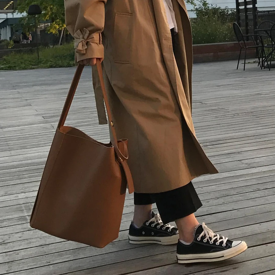 Простые однотонные женские Сумки из искусственной кожи, повседневные кожаные сумки на плечо большой вместимости, дизайнерская сумка, женские сумки известного бренда