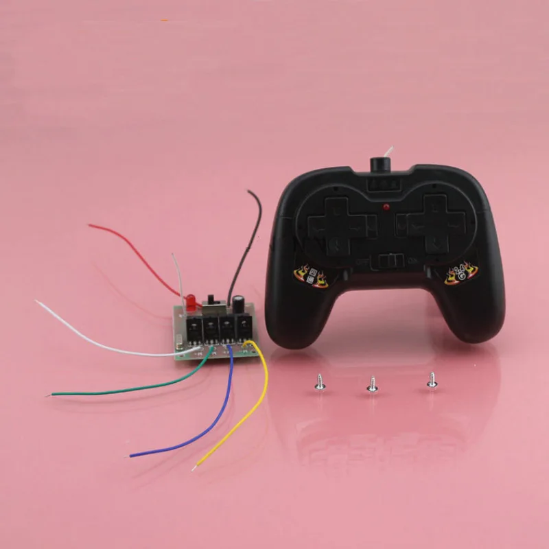 

1Set 2.4G 4 Channel Remote Control+Receiver Board 50 Meters 5A Controller 4-7V Circuit DIY Spare Parts for RC Model