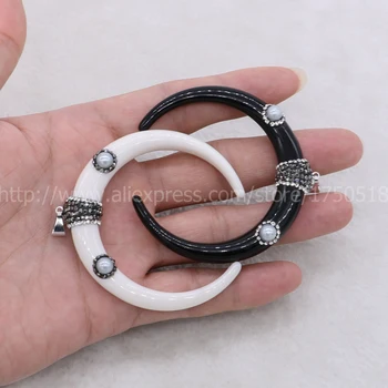 

Fashion crescent horn pendant , Bull Cattle Charm Bead Long horn Resin Horn Pendant for Jewelry Accessories mix color 896