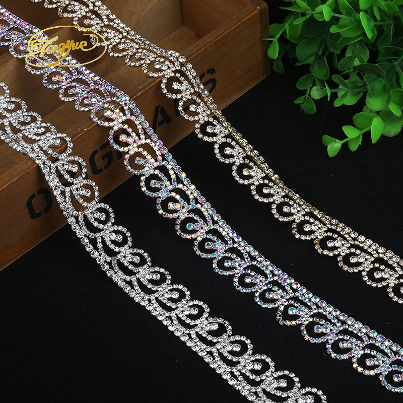 

Type 1 Yd Peacock Feathers Rhinestones Crafts The wedding Adornment Ornament Pruning DIY Sewing Applique Adornment