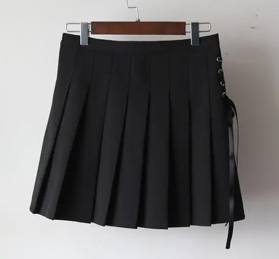 В Корейском стиле Для женщин Новинка весны и лета в студенческом стиле, с ремешком и бантом плиссированная мини-юбка для девочек брюки Высокая талия юбка-трапеция; Kawaii - Цвет: Черный