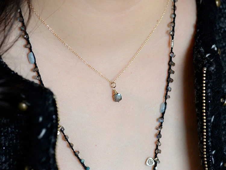 

Glittering stone bean Square Pendant Necklace