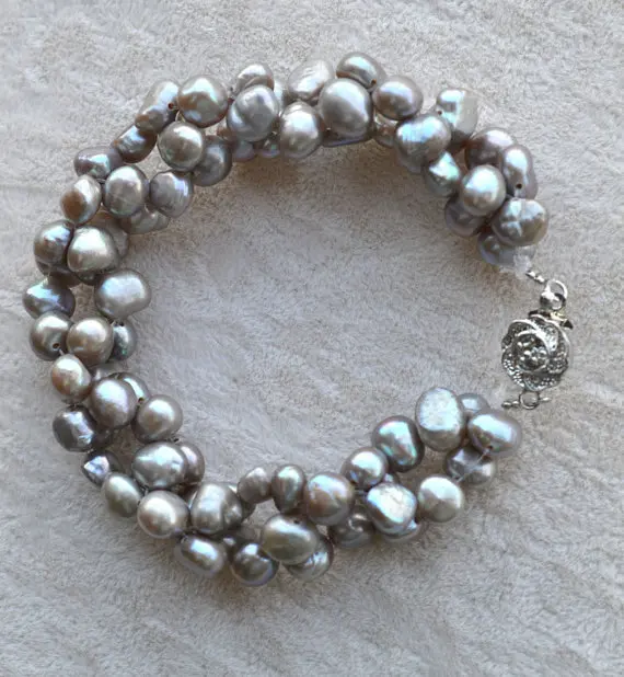 

Perfect Women's Pearl Jewelry,Dark Gray 100% Real Freshwater Pearl Bracelet,3Rows 6-7mm Wedding Party Bracelet