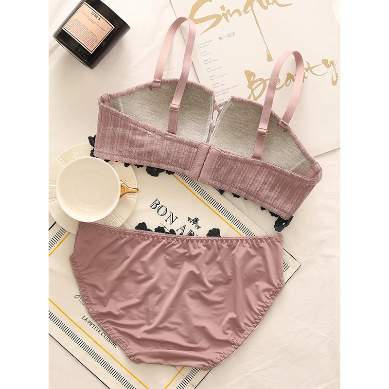Sexy Bra And Panties Set Sexy Women Lingerie Set Brassiere Thick Embroidery Underwear Lace Bras For Small Breast AB Cup Pink Red