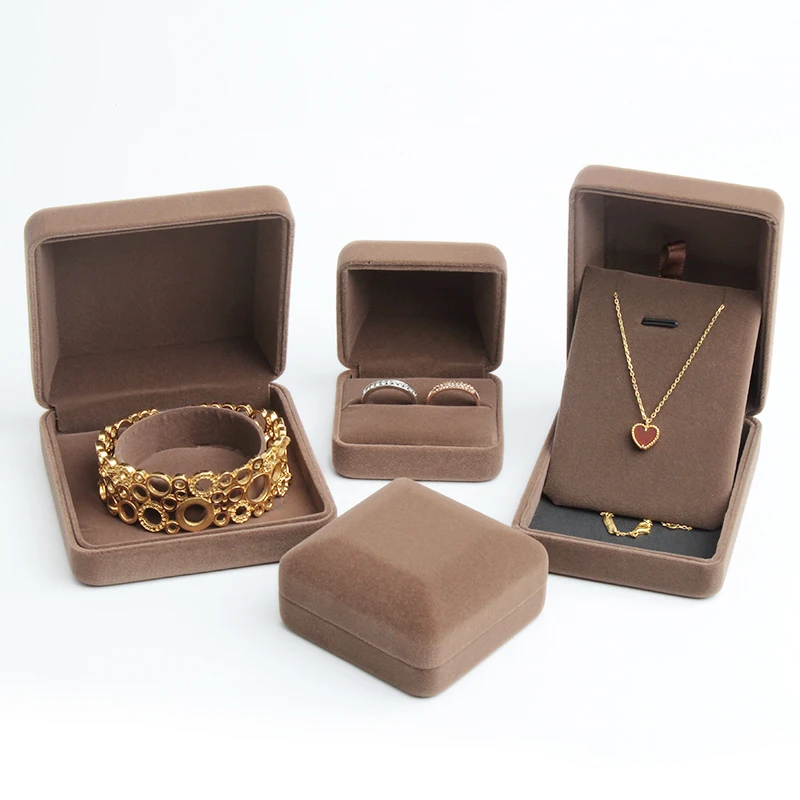 

khaki Color Boxes and Iron Structure jewelry Packing Boxes ring/Pendant /Necklance /Bangles Jewelry Boxes