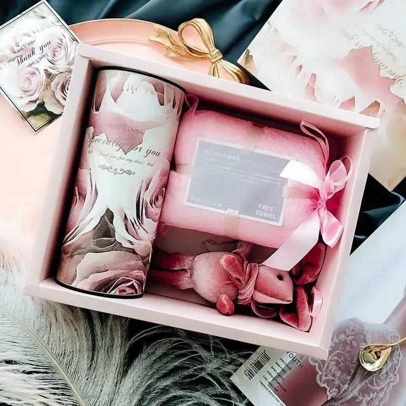 1 Набор возвращенных подарков для свадьбы, коробка для конфет, Подарочная сумка, подарок подружки невесты, подарок, розовая, серая кукла, подарки для жениха, лицо, башня, керамическая чашка - Цвет: pink set B