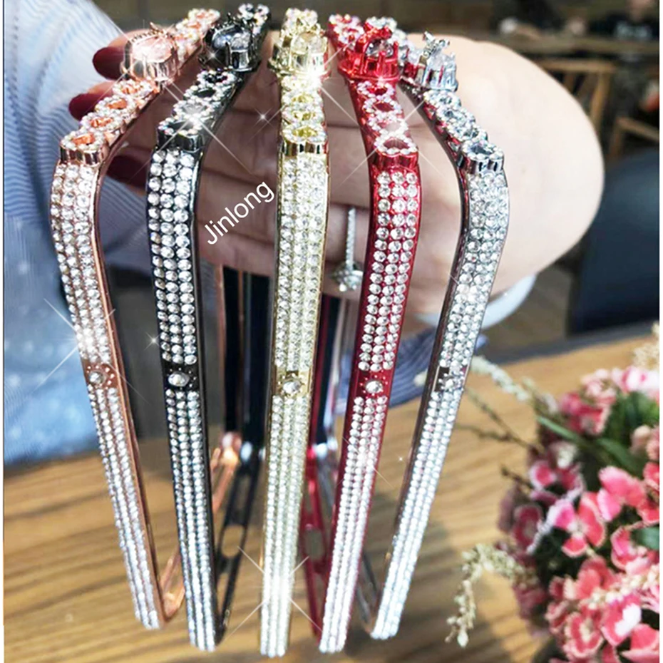 Luxury rhinestone apple phone case 4