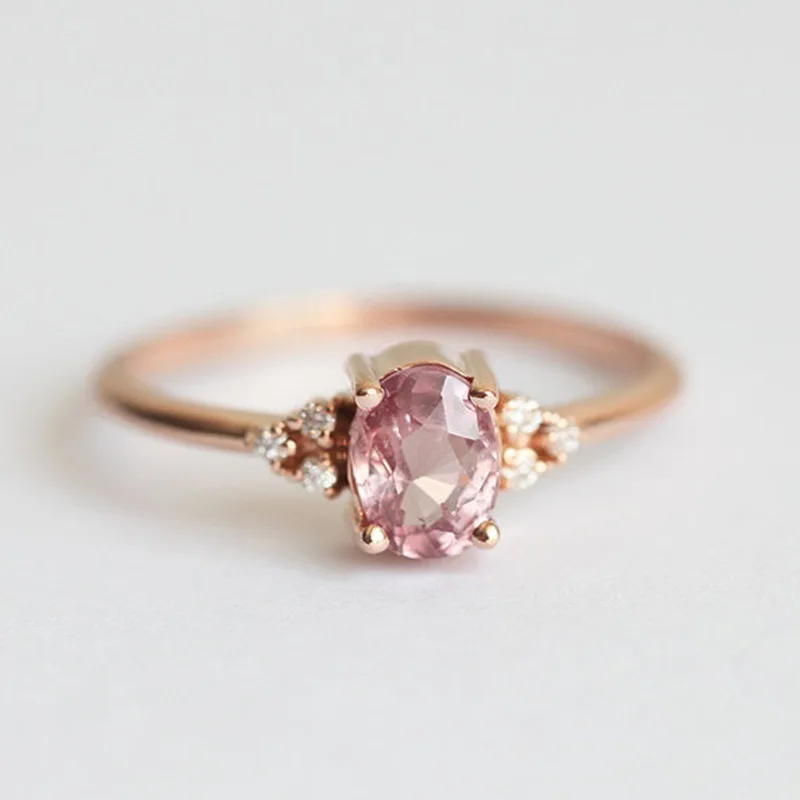 

Dainty Oval Pink Crystal Rings for Women Simple Engagement Finger Love Ring Ladys Wedding Rings Fashion Jewelry Gifts Bague