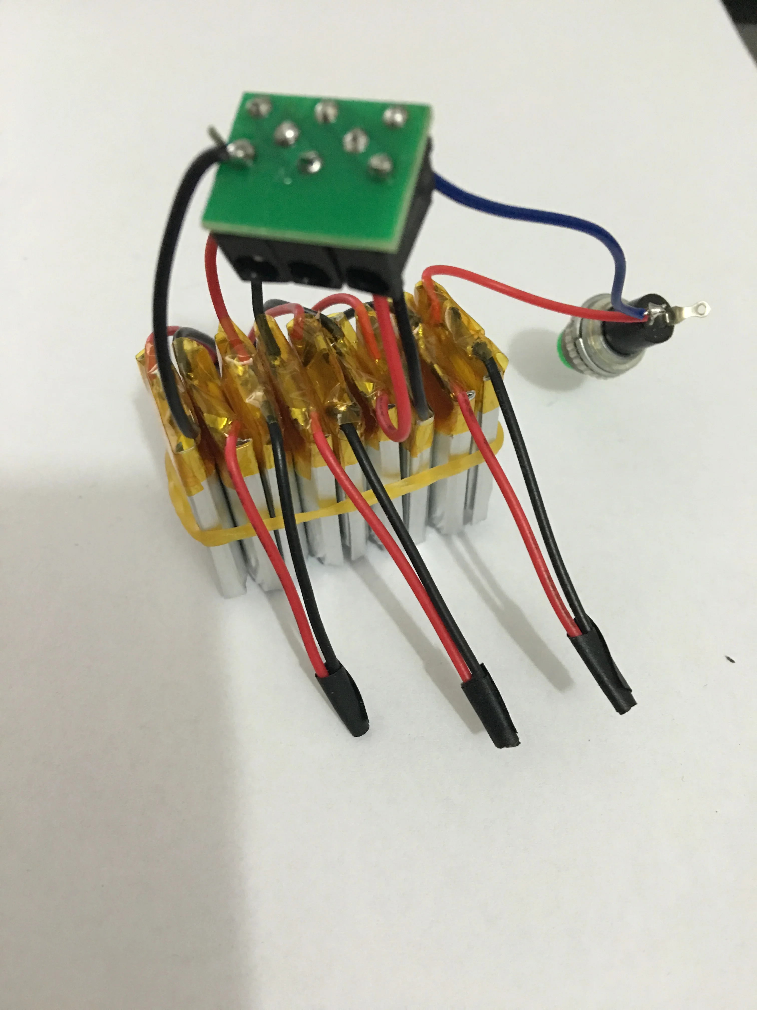 

MP3MP4 Bluetooth battery polymer battery 9 battery pack 35V series rechargeable battery pack
