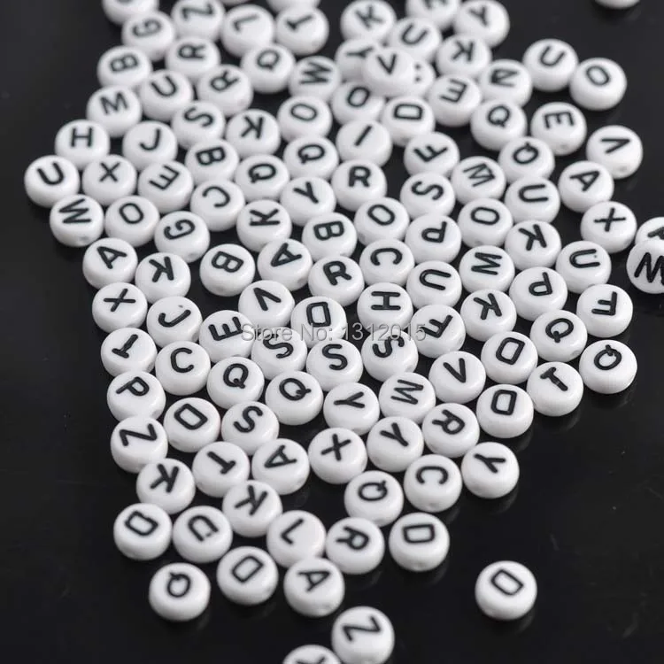 Белый смешанный Алфавит Акриловые буквы плоские круглые бусины для самостоятельного изготовления ювелирных изделий 400 шт 7 мм YKL0255