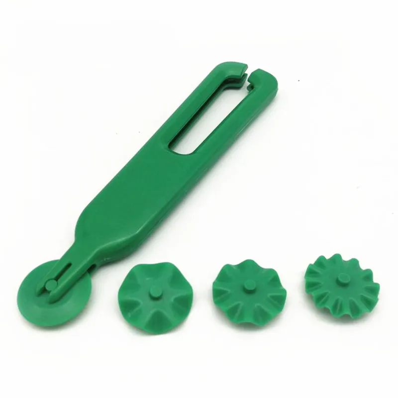 

Pastry Wheel 4 Cutters Pie cutters Crust cutter with 4 shape Cookies Cutter Bakeware Pastry Roller Tool