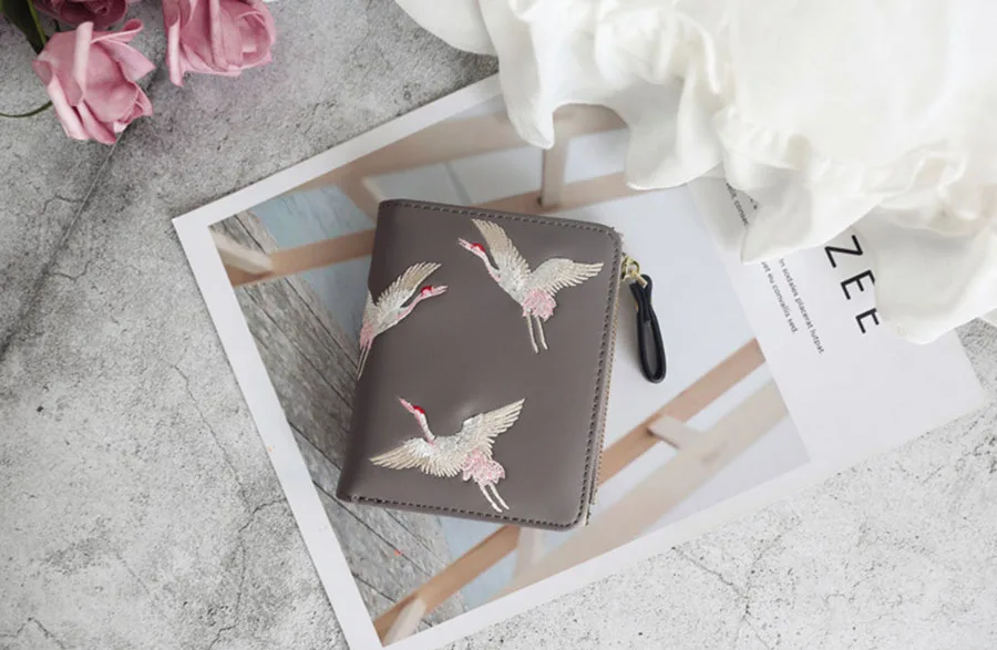 1 (19)