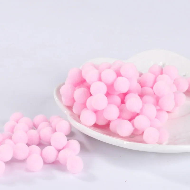 13 Light Pink Issequins помпон 10 мм 15 мм Мягкие помпоны пушистые плюшевые поделки DIY помпоны шар меховой шар домашний декор швейные принадлежности - Цвет: 13 Light Pink