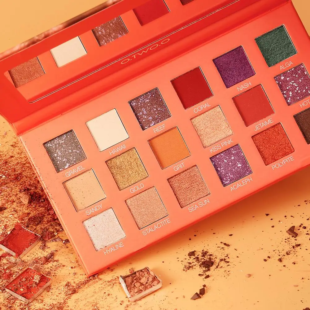 

DSstyles Fashion 18 Colors Nude Eyeshadow Makeup Palette Waterproof Professional Glitter Eyeshadow Matte Eye shadow Palette