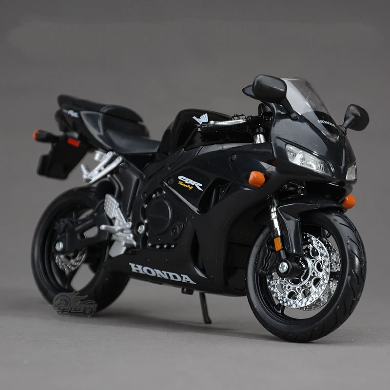 Бесплатная доставка моделей мотоциклов Maisto HONDA CBR 1000RR 1:12 литая металлическая