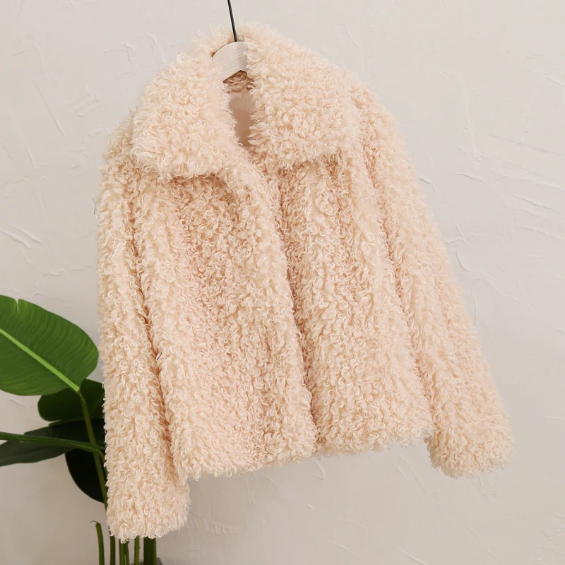 Curly Lamb Faux Fur Jacket Coat Women Turn Down Collar Furry Fake Fur Jacket for Women 2018 Winter Warm Fluffy Jackets Outerwear Curly Lamb Faux Fur Jacket Coat Women Turn Down Collar Furry Fake Fur Jacket for Women 2018 Winter Warm Fluffy Jackets Outerwear